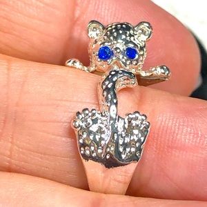 Pretty blue eyed cat ring-wrap around ring -adjustable